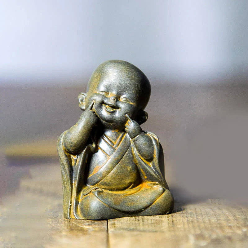 Small Meditating Monk Statue – Zen Desk Decoration for Mindful Living